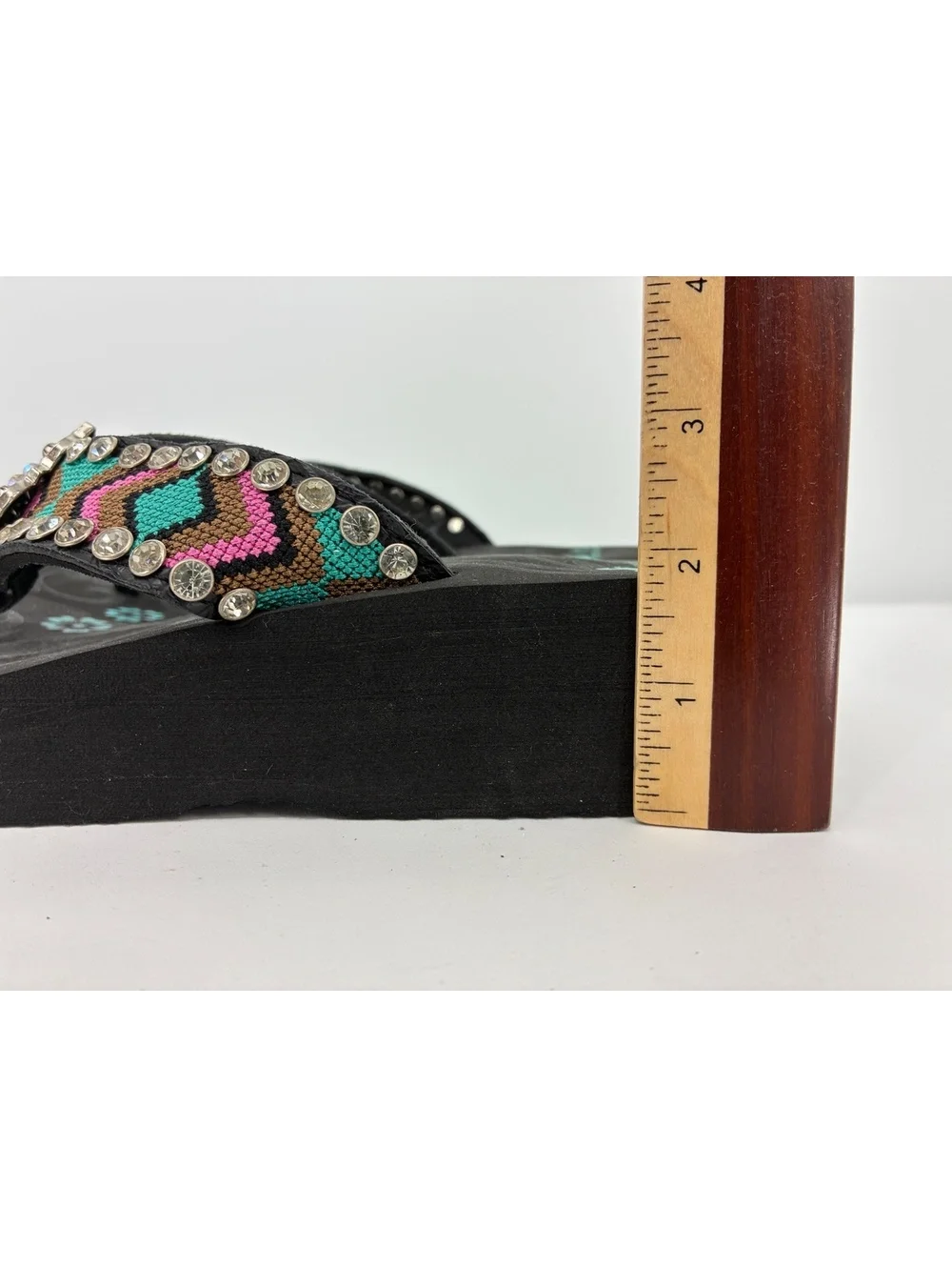 Montana West NWOT Women's Beaded Rhinestone Western Aztec Wedge Sandals Size 8